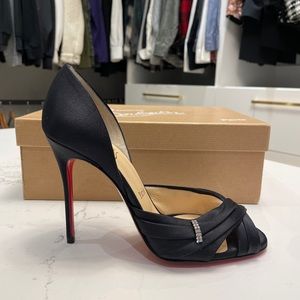 Christian Louboutin Tres Ophra Satin Pump, size 6